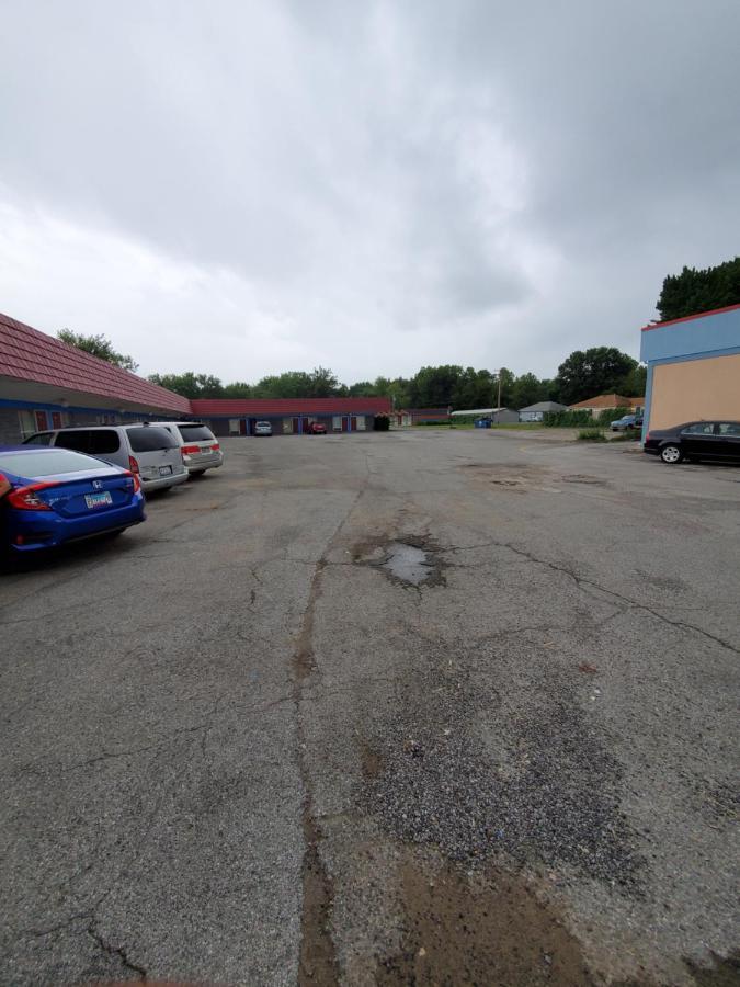 Gray Plaza Motel West Frankfort Luaran gambar