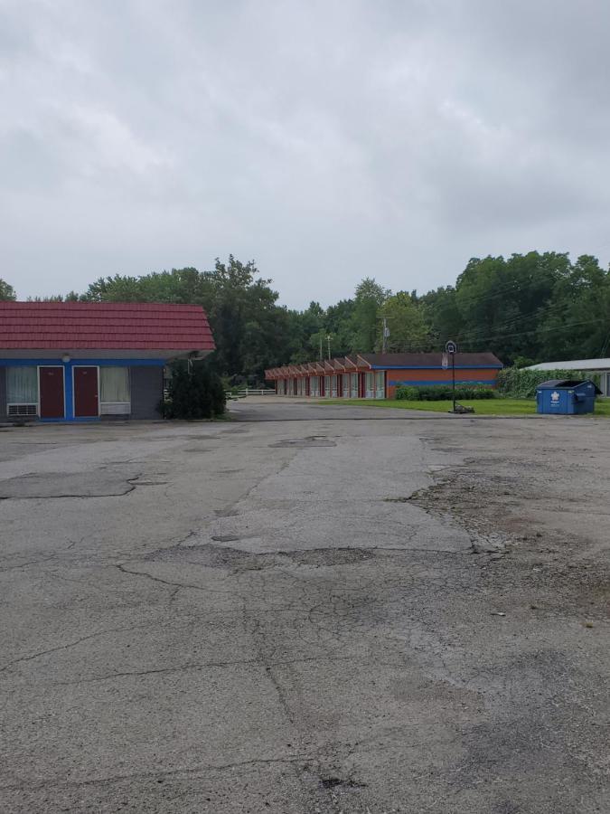 Gray Plaza Motel West Frankfort Luaran gambar