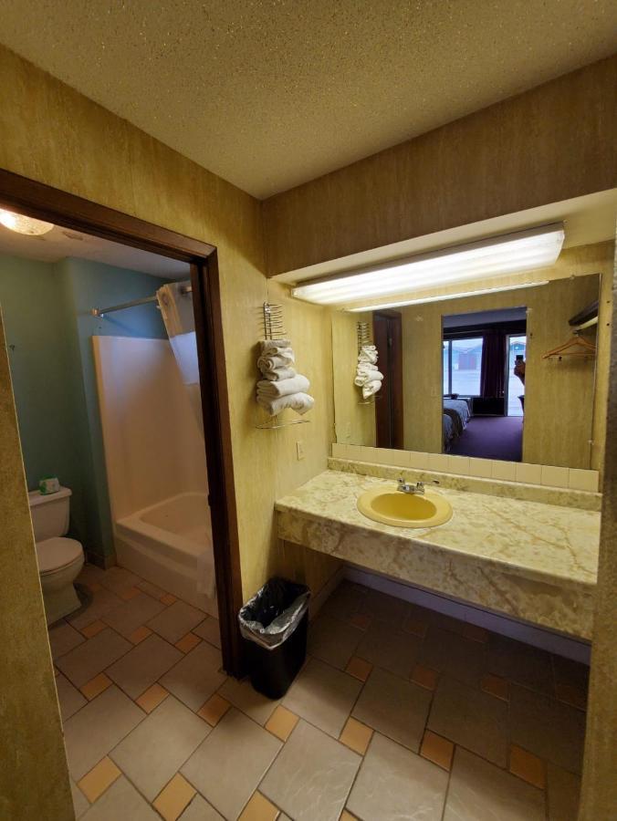 Gray Plaza Motel West Frankfort Luaran gambar